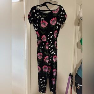 Fighting Eel Jumper Momo